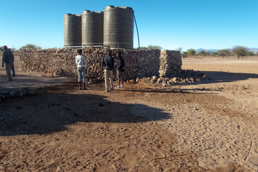 This image has an empty alt attribute; its file name is p2130420.jpg